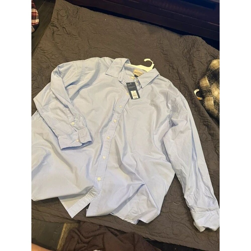 Universal Thread Blue Button-Down Shirt – XL – NWT